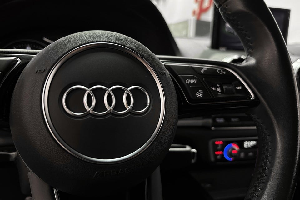 Audi A3 35 TFSi Limited plus Cabriolet S-tr. 2d