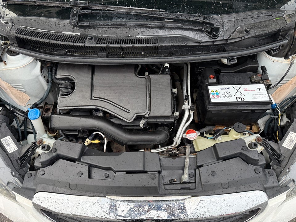 Peugeot 108 1,0 e-VTi 69 Allure 5d