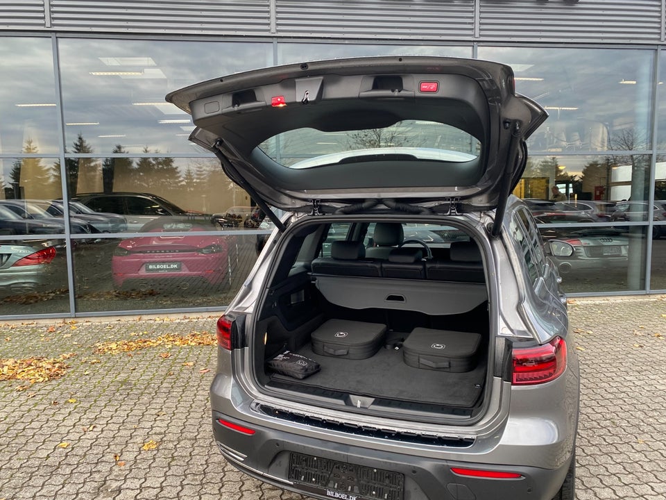 Mercedes EQB250+ Progressive 5d
