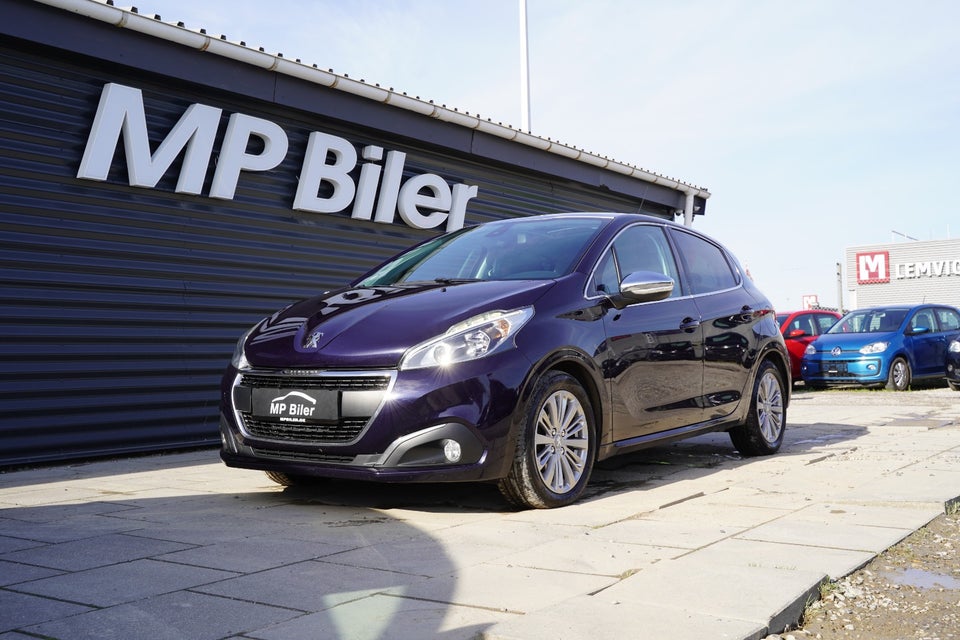 Peugeot 208 1,6 BlueHDi 100 Desire Sky 5d