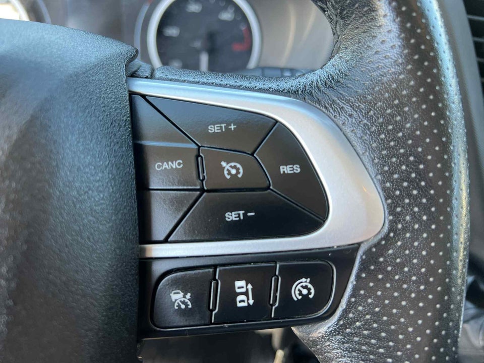 Iveco Daily 2,3 35S16 12m³ Van AG8