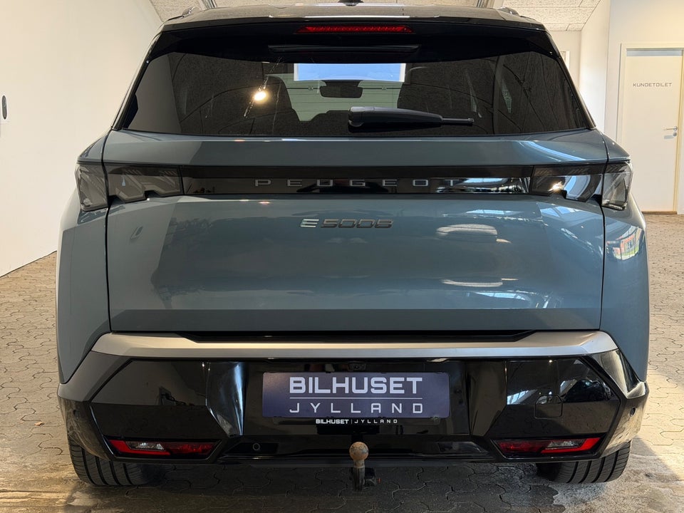 Peugeot e-5008 77 GT Pack 7prs 5d