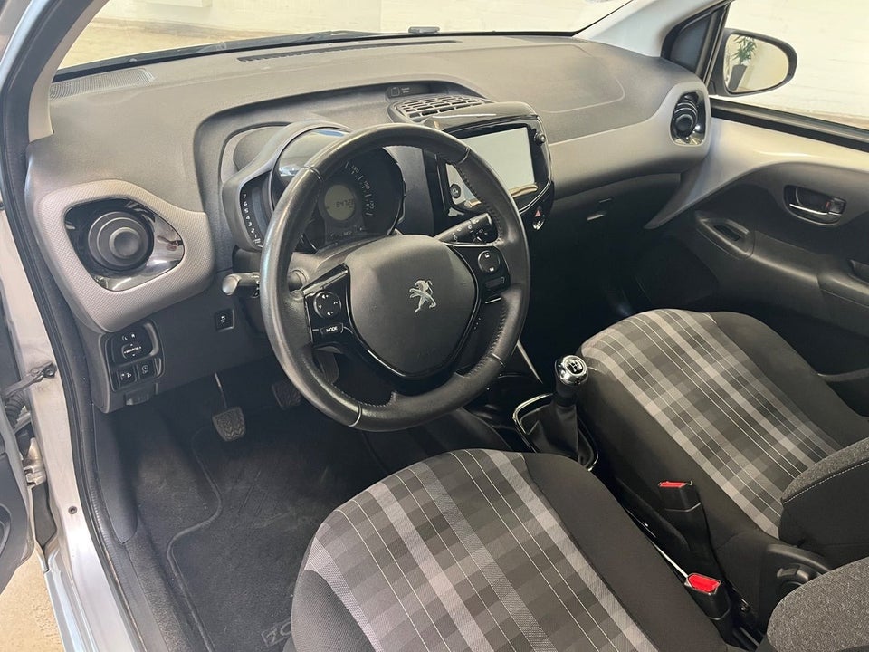 Peugeot 108 1,0 e-VTi 72 Allure+ 5d