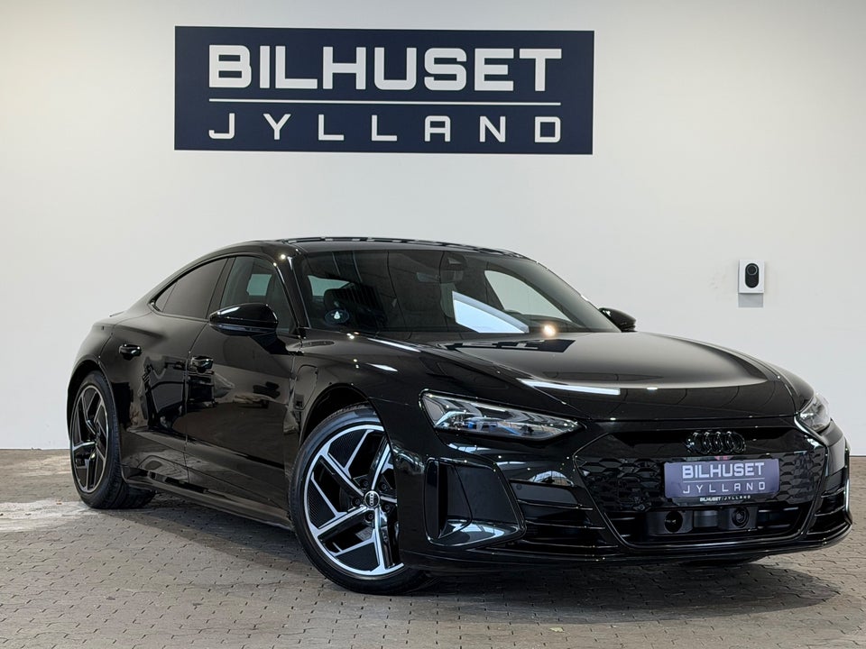 Audi e-tron GT quattro 4d