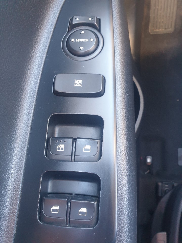 Kia Stonic 1,0 T-GDi Advance Intro 5d