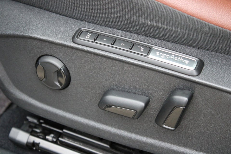 VW ID.4 77 Pro Performance Tech 5d