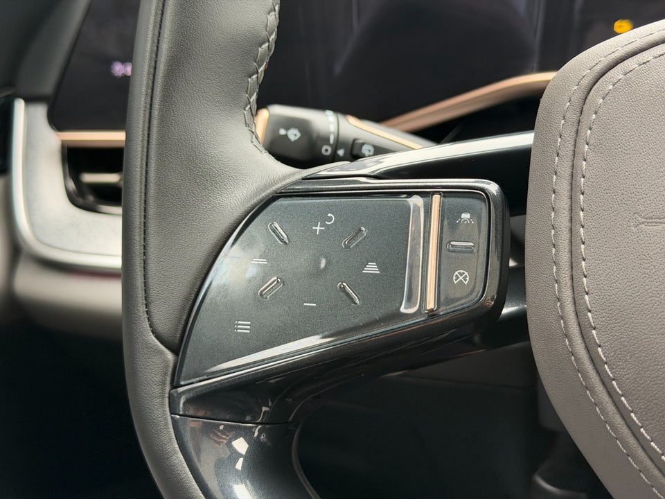 Hongqi EHS7 85 Premium 5d