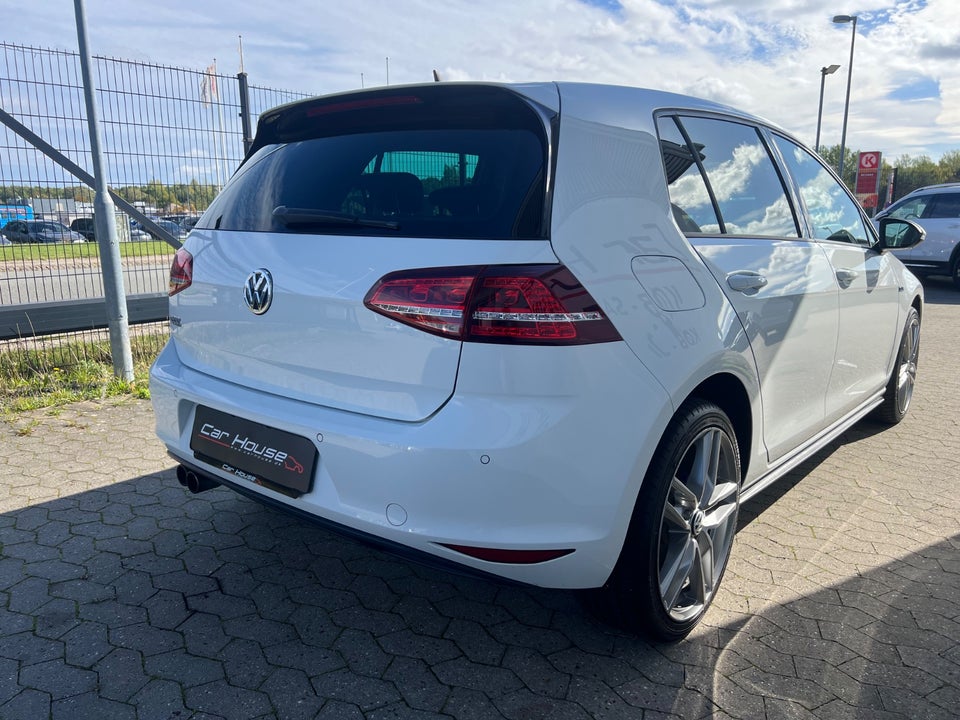 VW Golf VII 1,4 GTE Highline DSG 5d