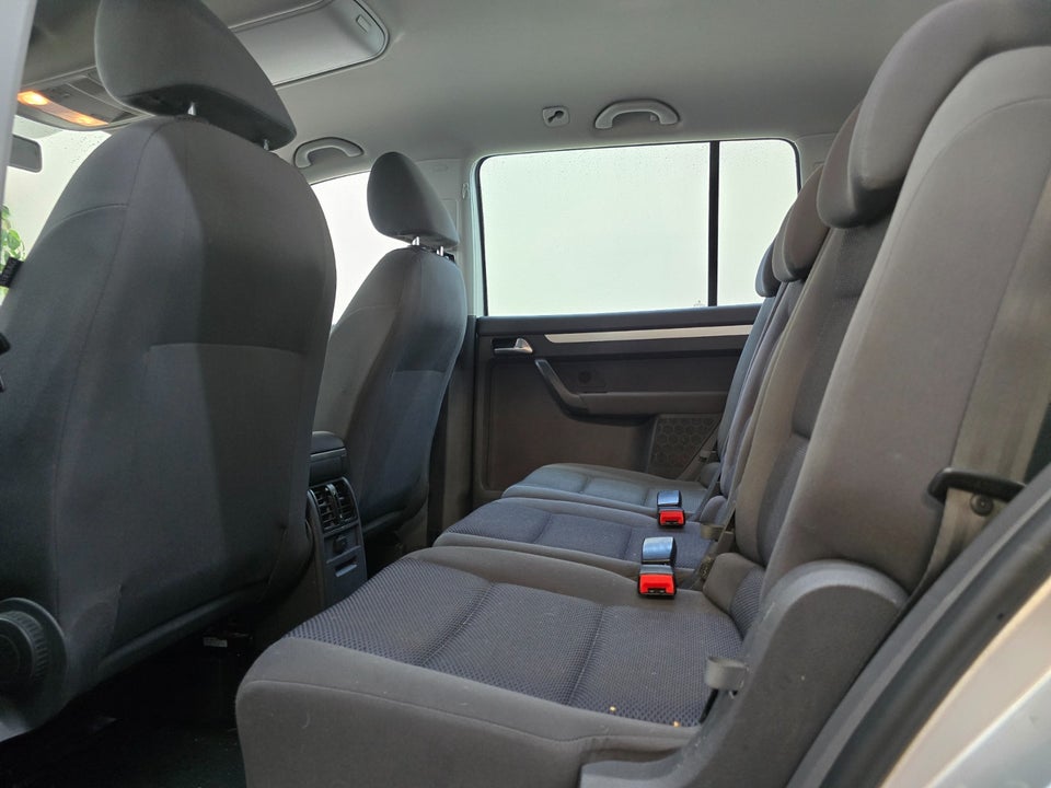 VW Touran 1,2 TSi 105 Trendline BMT 7prs 5d