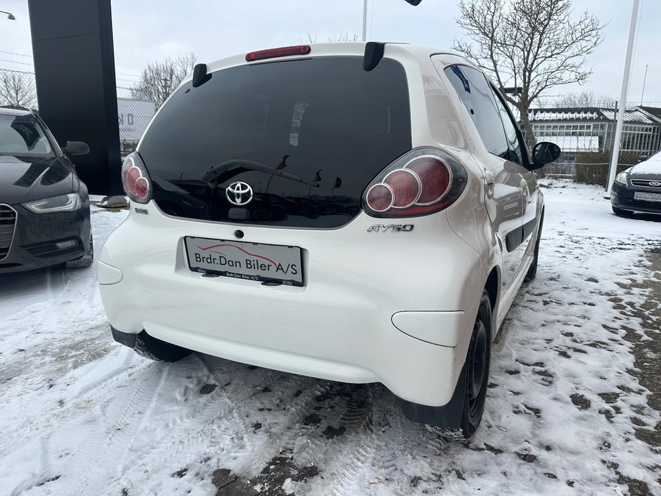 Toyota Aygo 1,0 VVT-i T1 5d