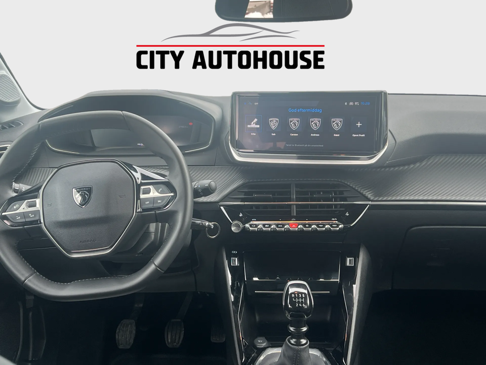 Peugeot 208 1,2 PureTech 100 Allure+ 5d