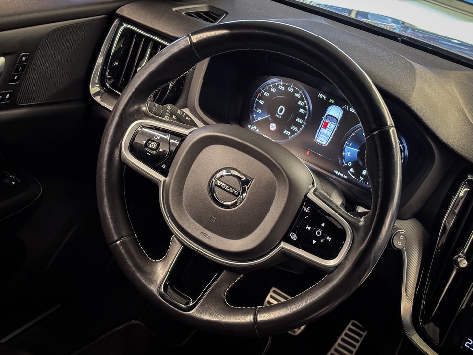 Volvo V60 2,0 B4 197 R-Design aut. 5d