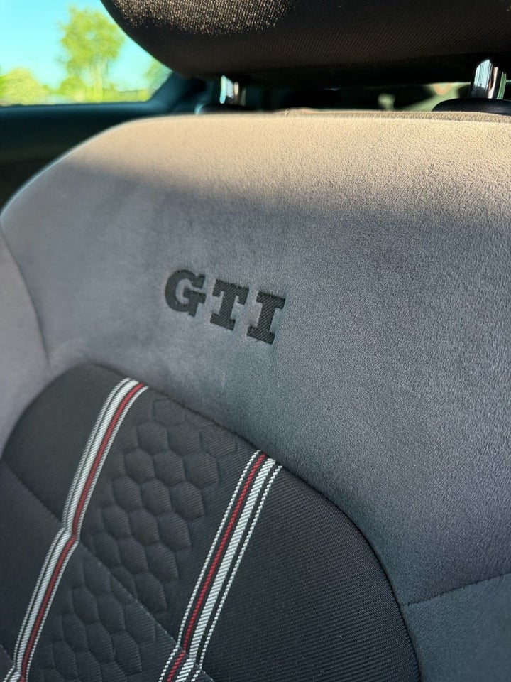 VW Golf VII 2,0 GTi Clubsport DSG 3d