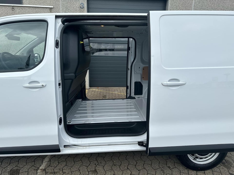 Peugeot Expert 2,0 BlueHDi 144 L2 Plus Van