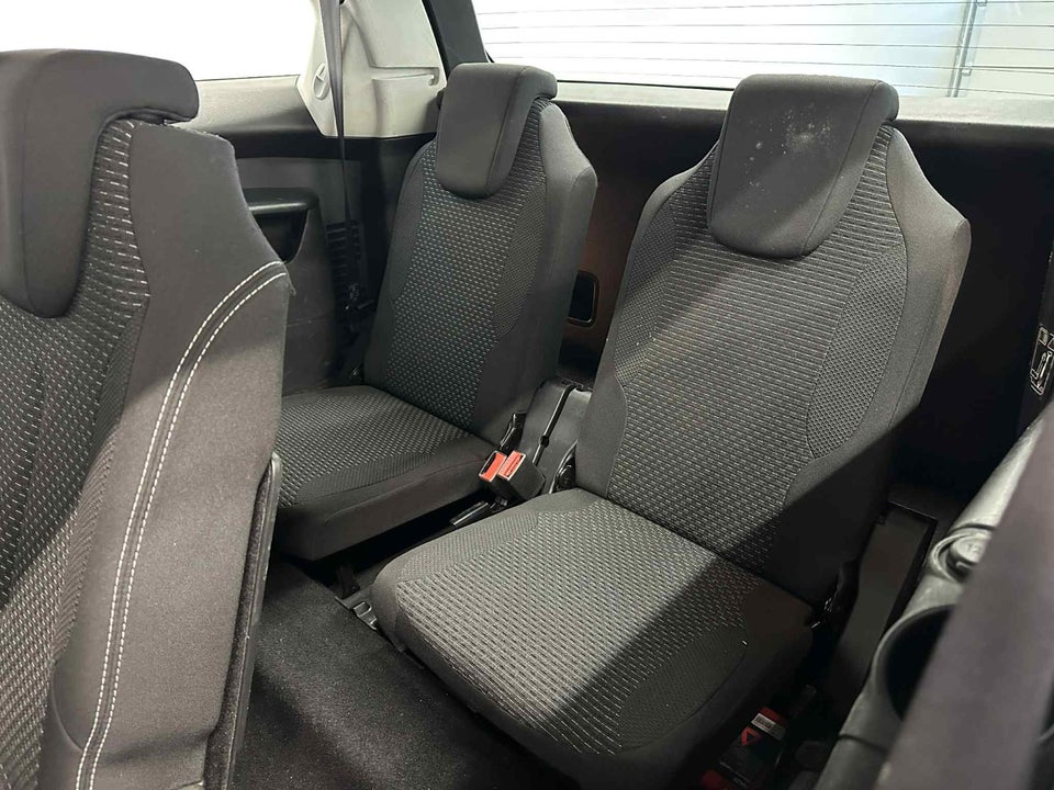 Citroën Grand C4 Picasso 1,6 HDi 110 SX 7prs 5d