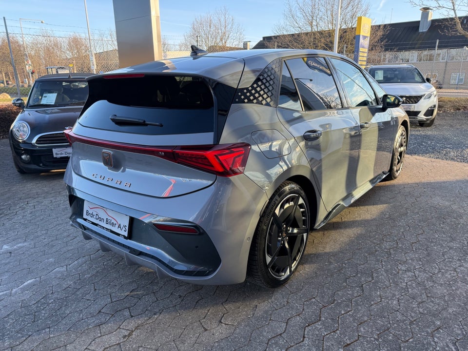 Cupra Born 77 Pasión 5d