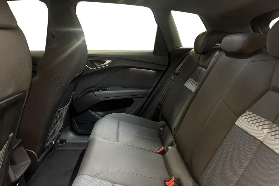 Audi Q4 e-tron 40 Attitude 5d