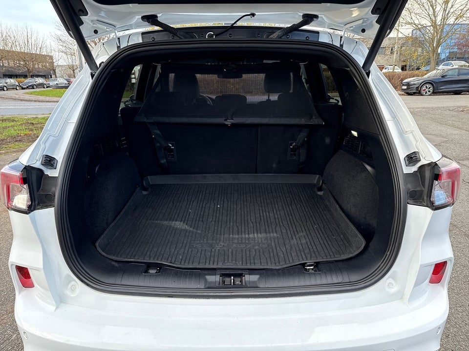 Ford Kuga 2,5 PHEV ST-Line X CVT 5d