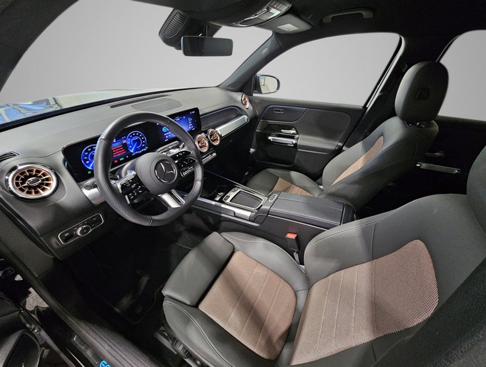 Mercedes EQB300 Progressive Advance Plus 4Matic 7prs 5d