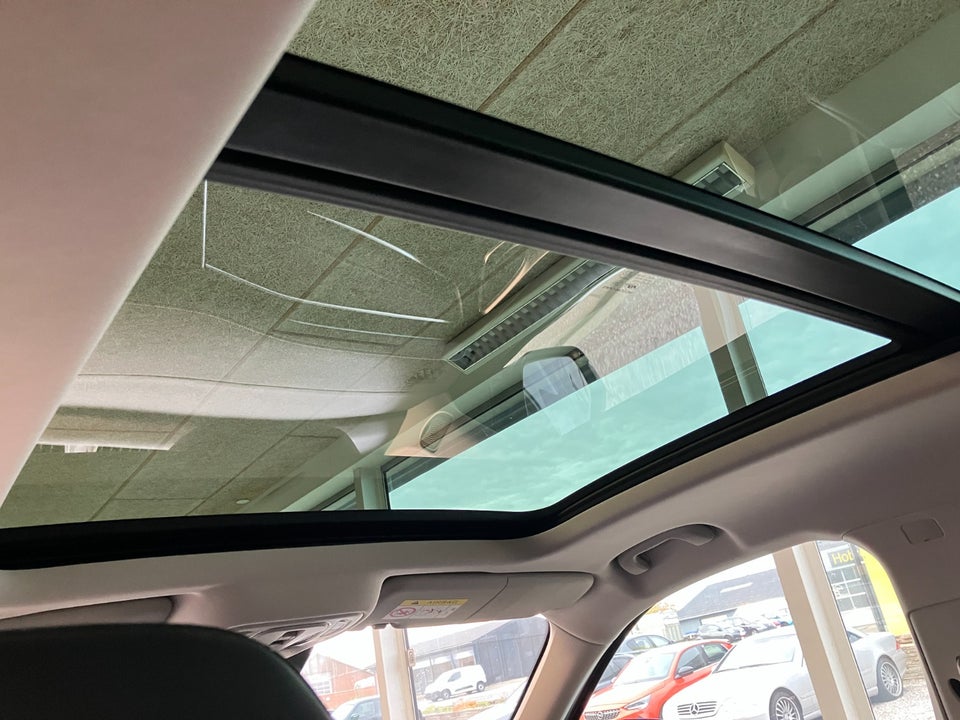 MG Marvel R Performance 5d