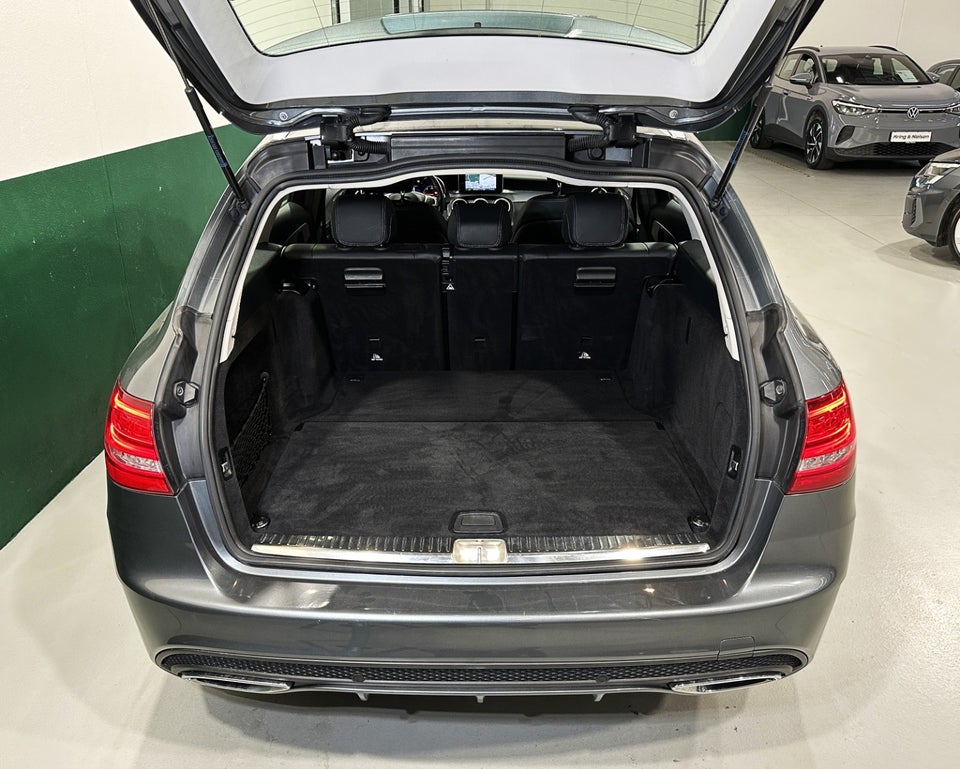 Mercedes C220 d 2,2 AMG Line stc. aut. 5d