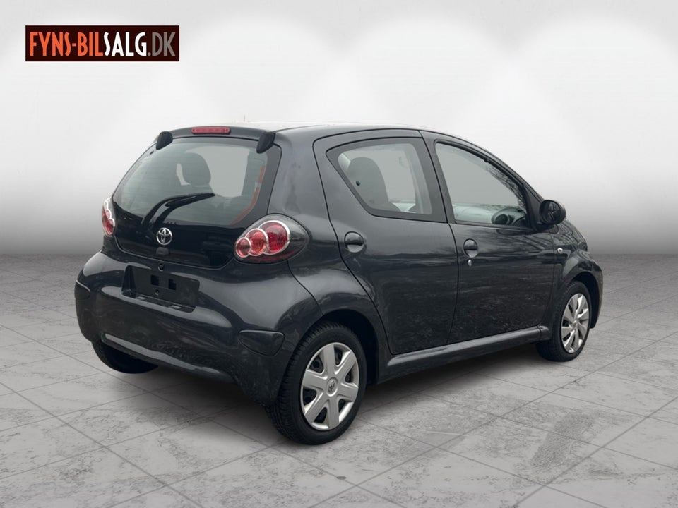 Toyota Aygo 1,0 VVT-i T2 5d