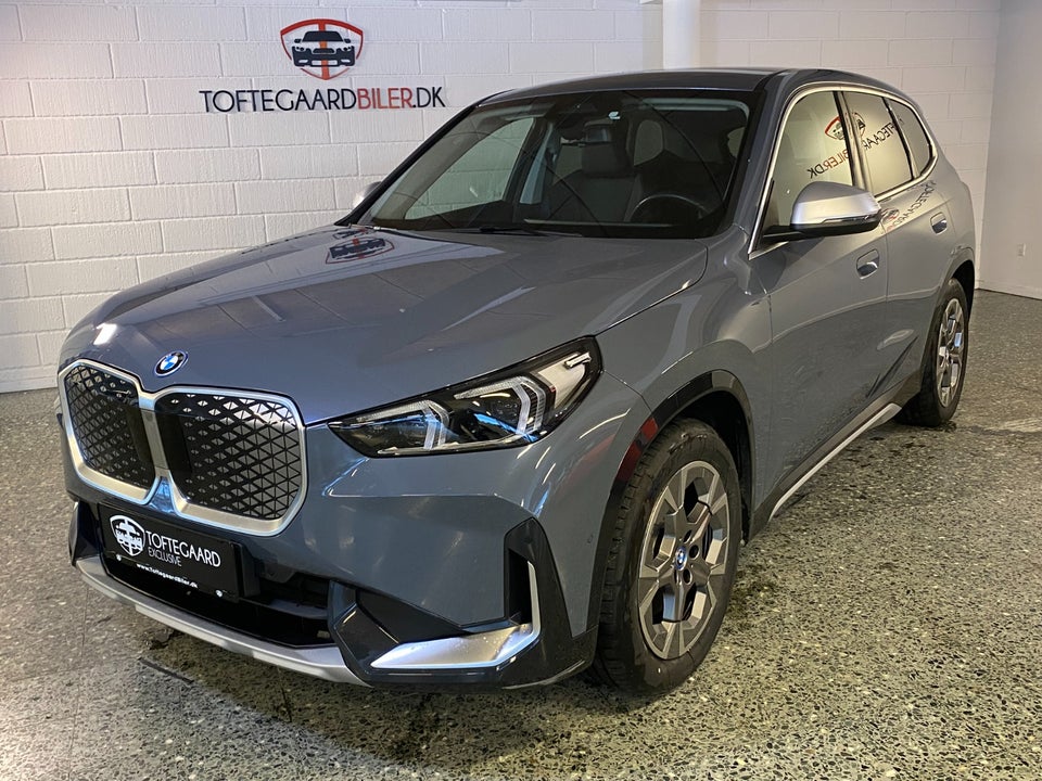 BMW iX1 xDrive30 X-Line 5d