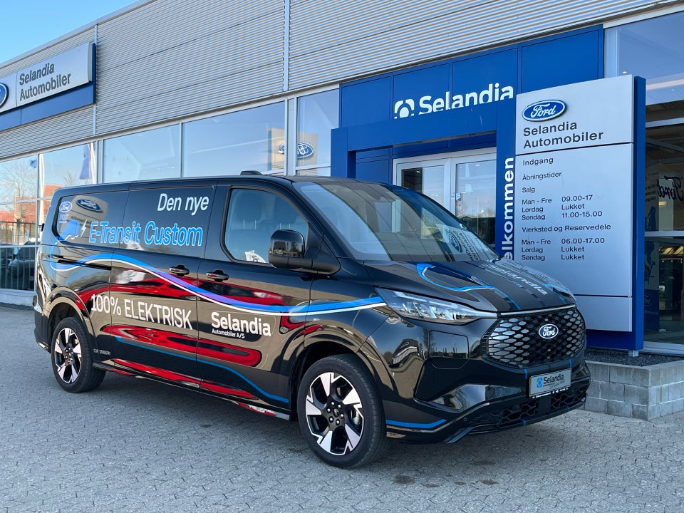 Ford Transit Custom 320L 64 Sport