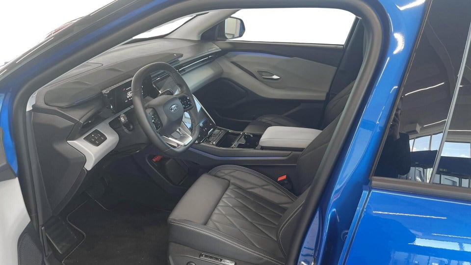 Ford Explorer 82 Premium Extended Range 5d