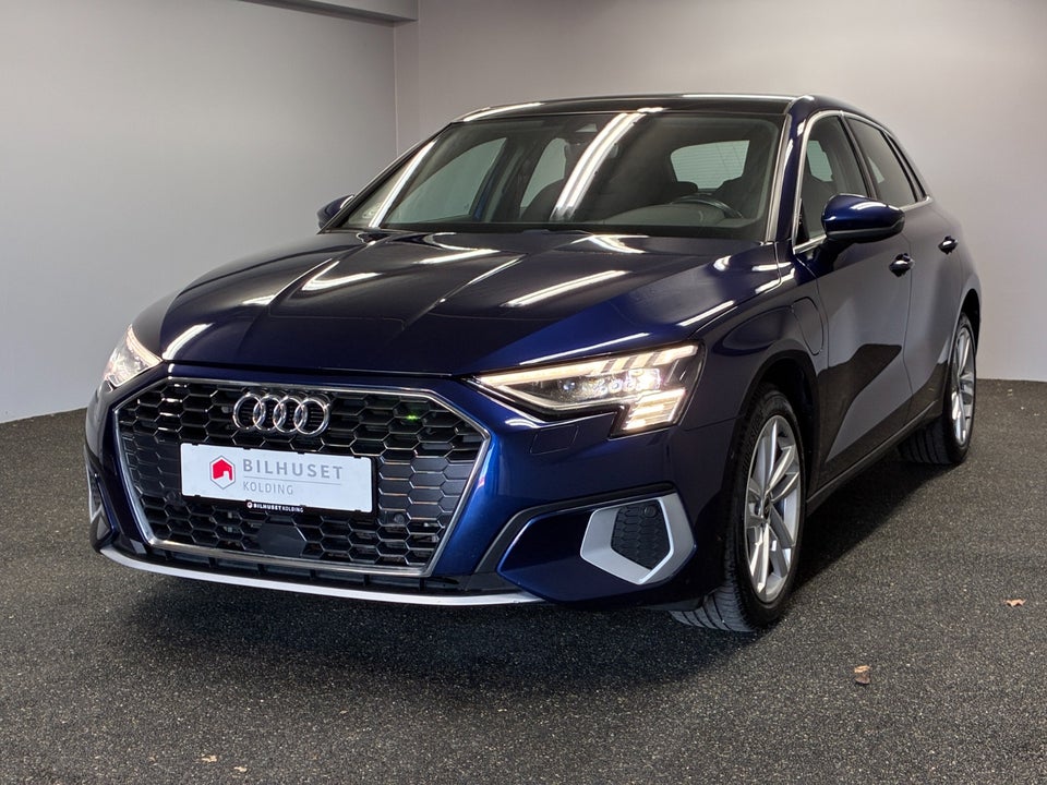 Audi A3 40 TFSi e Prestige Sportback S-tr. 5d