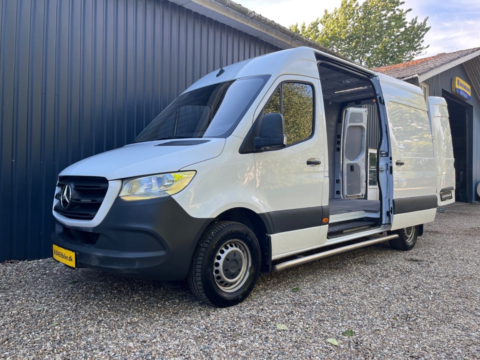Mercedes Sprinter 317 2,0 CDi A2 Kassevogn aut. RWD