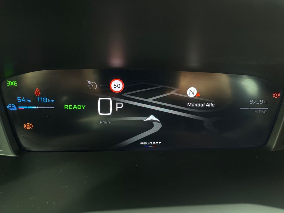 Peugeot e-2008 50 Allure 5d