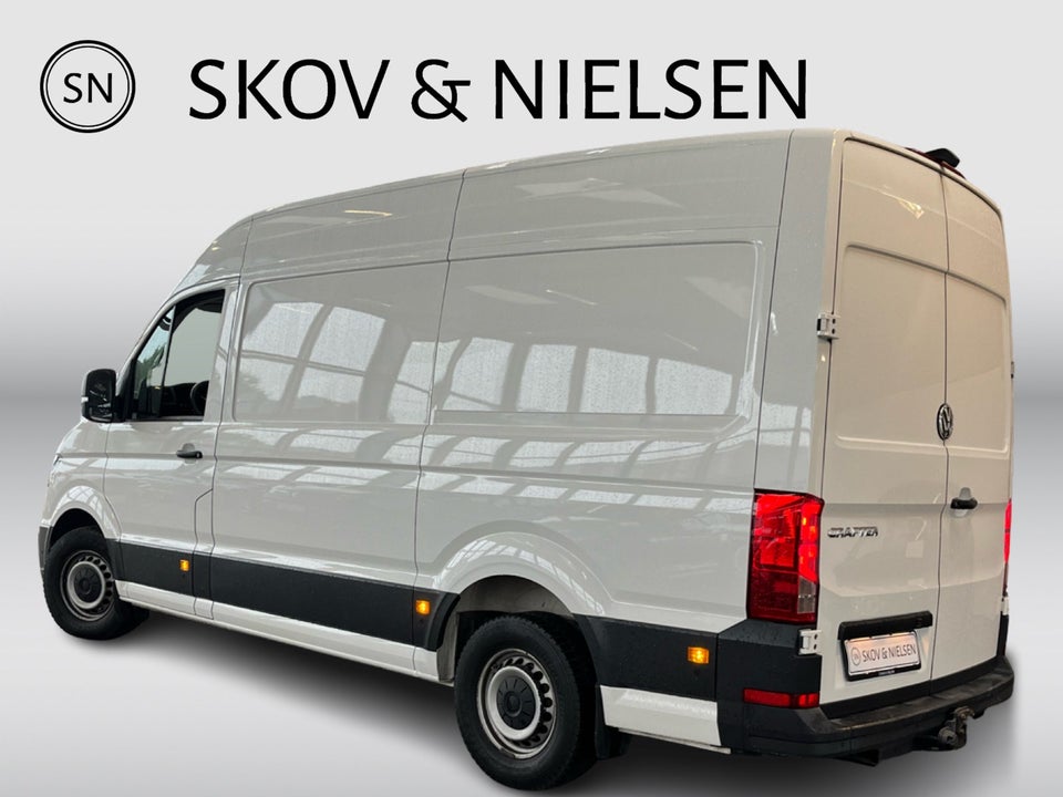 VW Crafter 35 2,0 TDi 177 Kassevogn L3H2