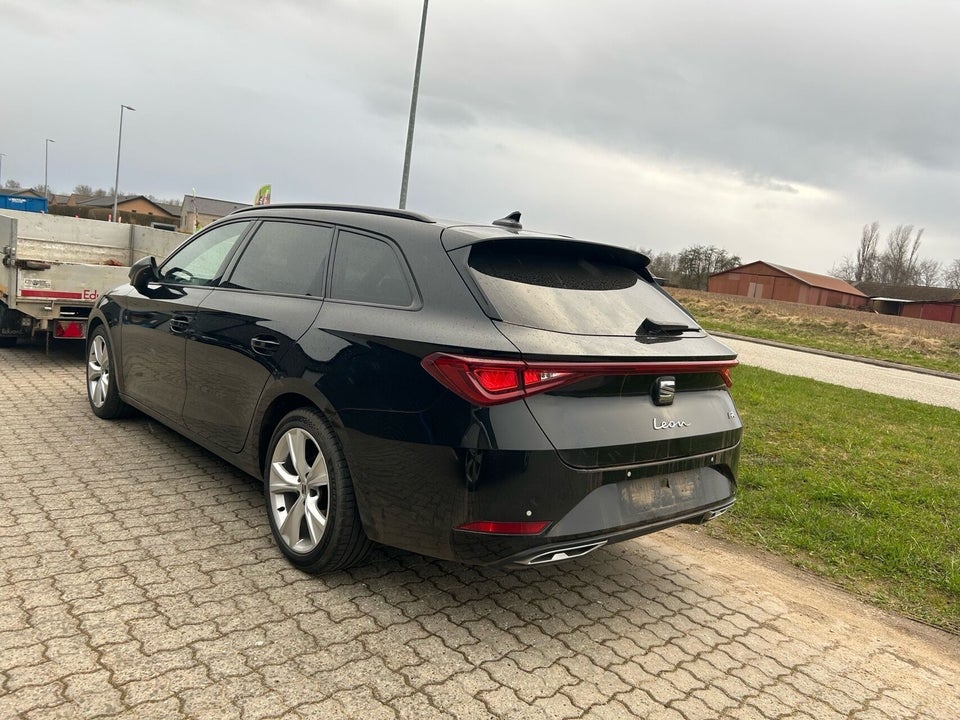 Seat Leon 2,0 TDi 150 FR Sportstourer DSG 5d