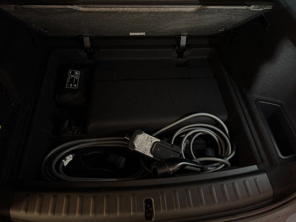 BMW iX1 xDrive30 X-Line 5d