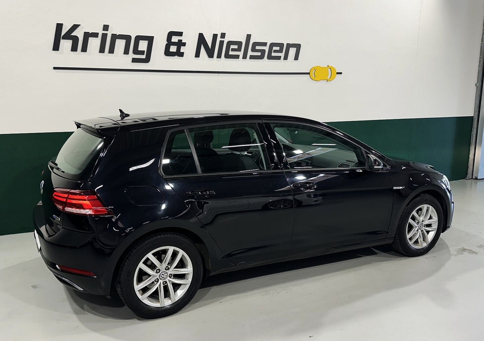 VW Golf VII 1,5 TSi 130 Comfortline DSG 5d