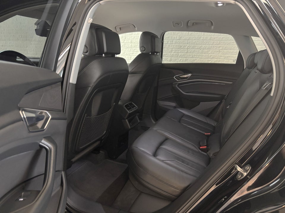 Audi e-tron 55 Advanced quattro 5d