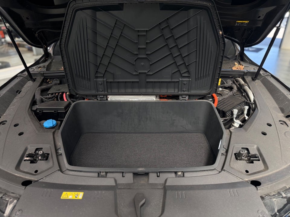 Audi e-tron 55 S-line quattro 5d