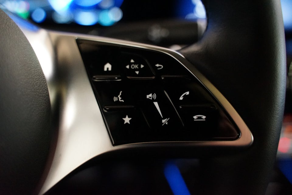 Mercedes EQB250+ Progressive Advance Plus 5d