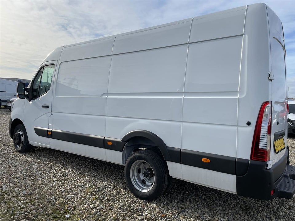 Renault Master IV T35 2,3 dCi 165 L3H2 Kassevogn RWD