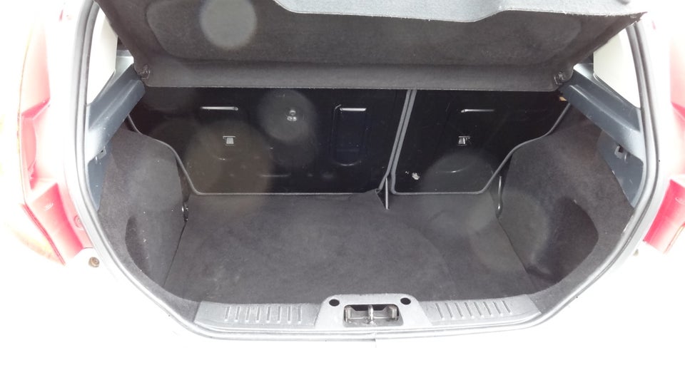 Ford Fiesta 1,25 82 Trend 5d