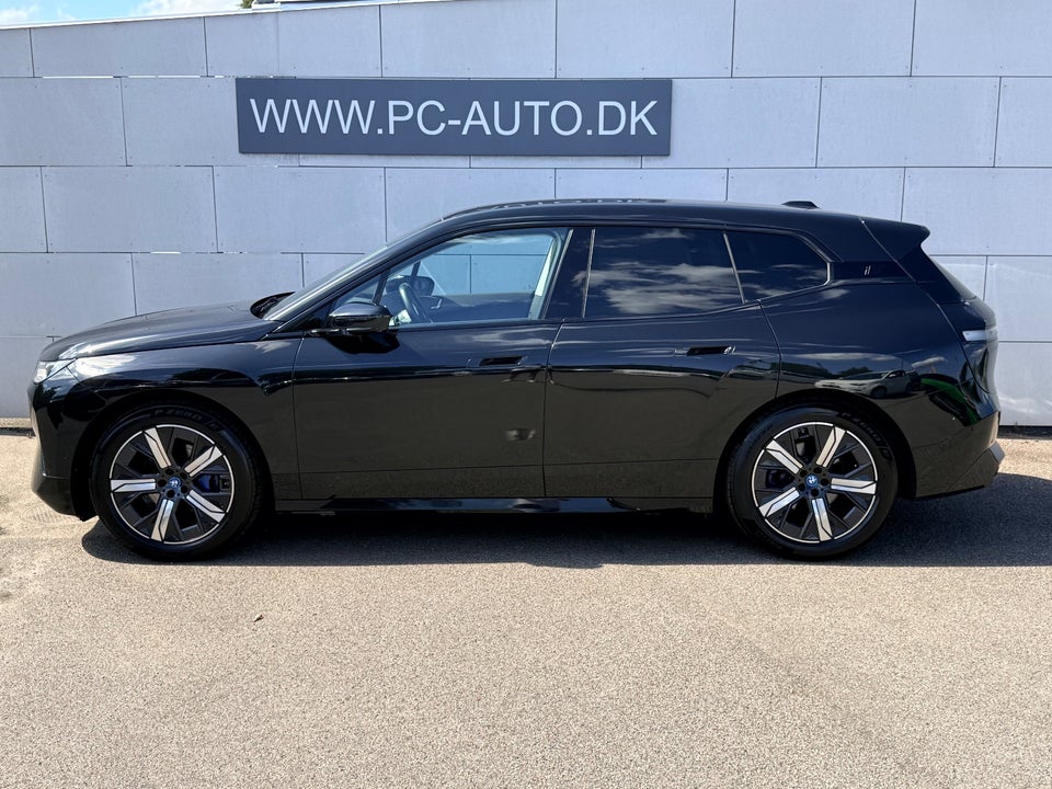 BMW iX xDrive40 Sport 5d