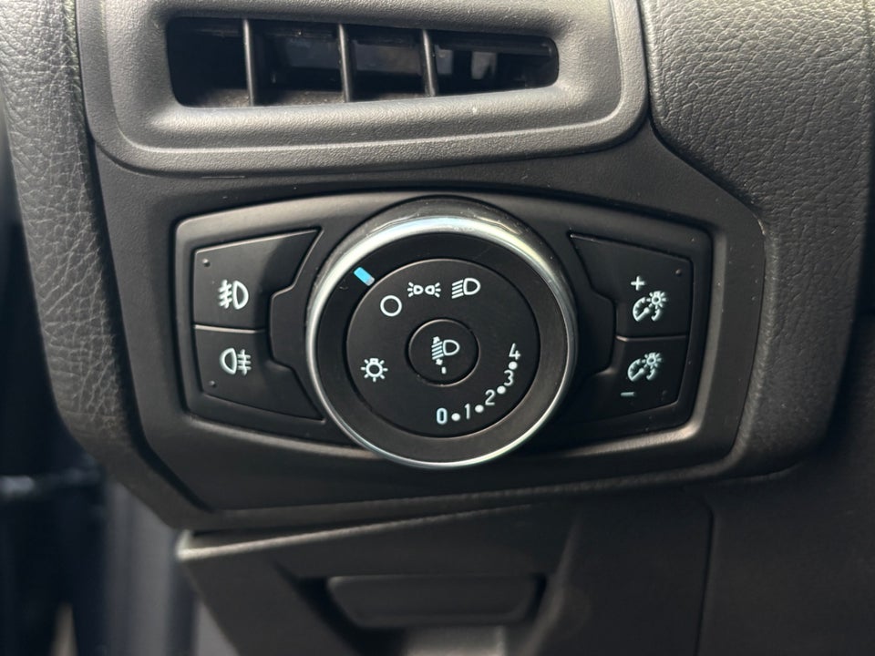 Ford Focus 1,0 SCTi 100 Titanium stc. 5d