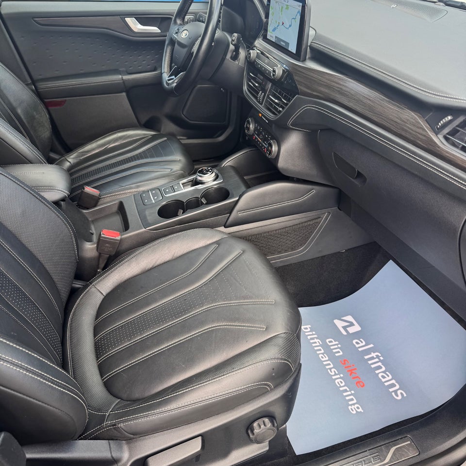 Ford Kuga 2,5 PHEV Vignale CVT 5d