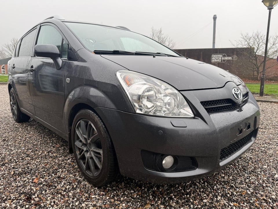 Toyota Corolla Verso 2,2 D-4D 136 Sol 7prs 5d