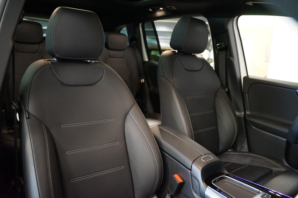 Mercedes EQB250+ AMG Line 5d