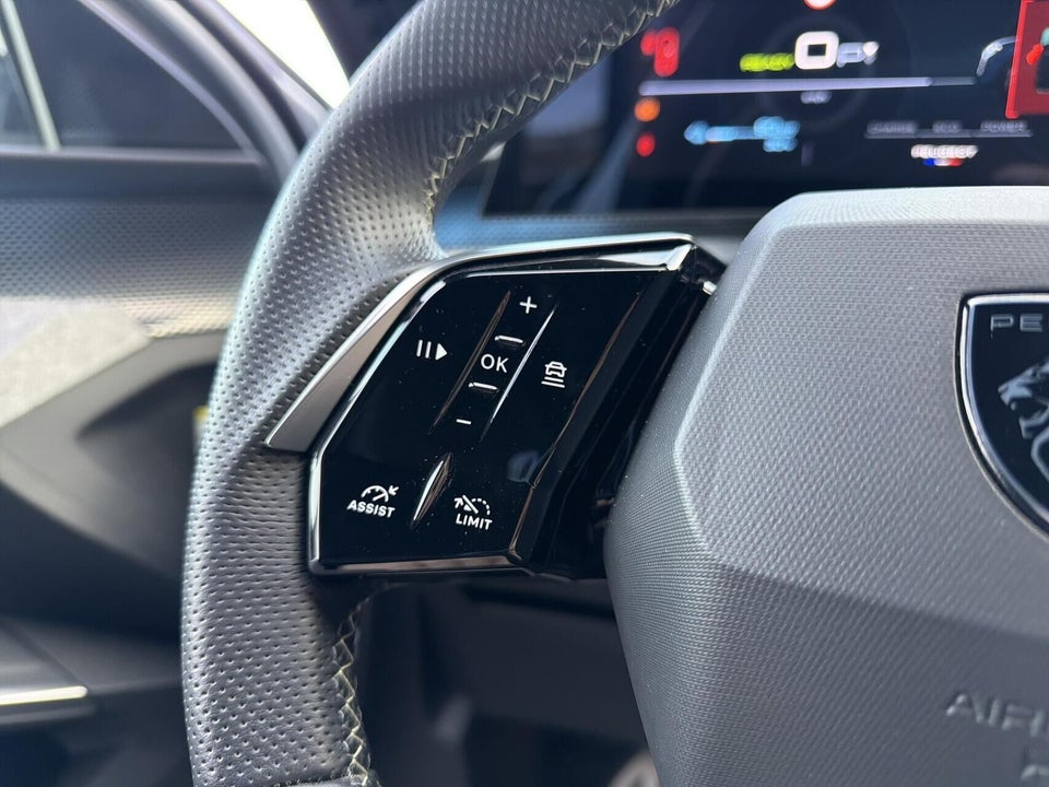 Peugeot e-5008 77 GT Pack 7prs 5d