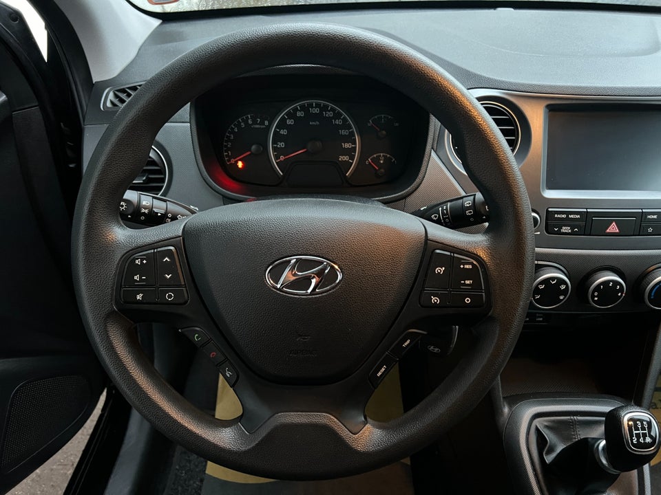 Hyundai i10 1,0 Touch 5d