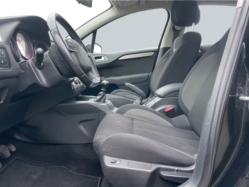 Citroën C4 1,6 BlueHDi 100 Feel Complet 5d