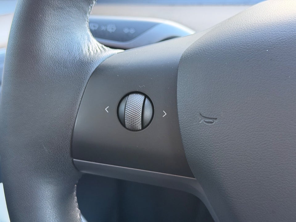 Tesla Model Y Performance AWD 5d